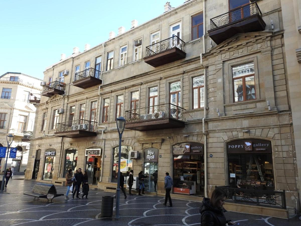 Solo Hotel On Nizami Street Baku Eksteriør billede