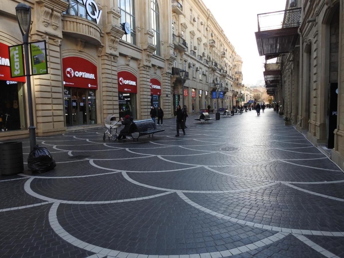 Solo Hotel On Nizami Street Baku Eksteriør billede