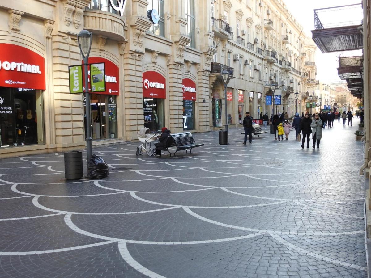 Solo Hotel On Nizami Street Baku Eksteriør billede