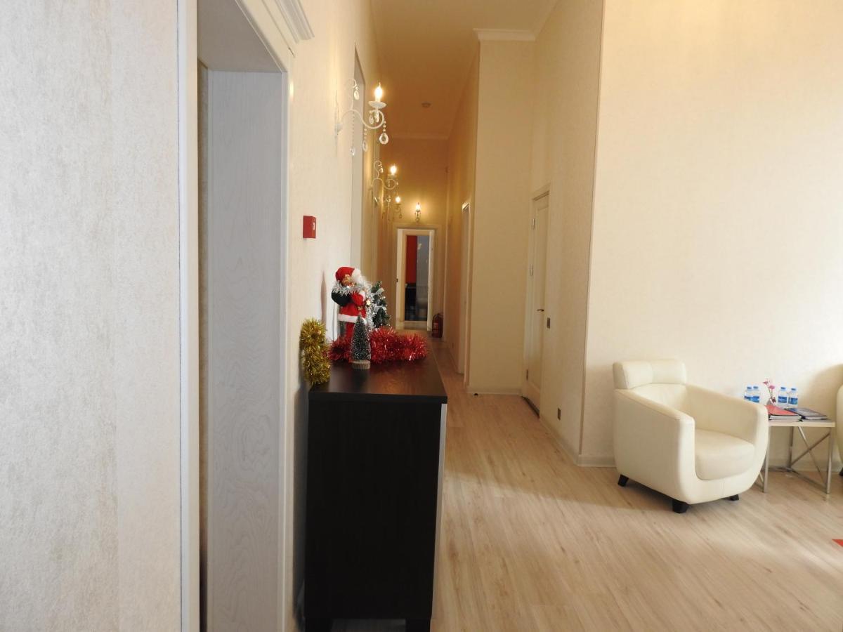 Solo Hotel On Nizami Street Baku Eksteriør billede