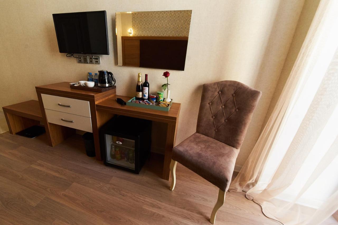 Solo Hotel On Nizami Street Baku Eksteriør billede